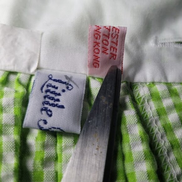 Girls Green and White Seersucker Smocked Dress w/ Seashell Print 2 - Picture 10 of 10